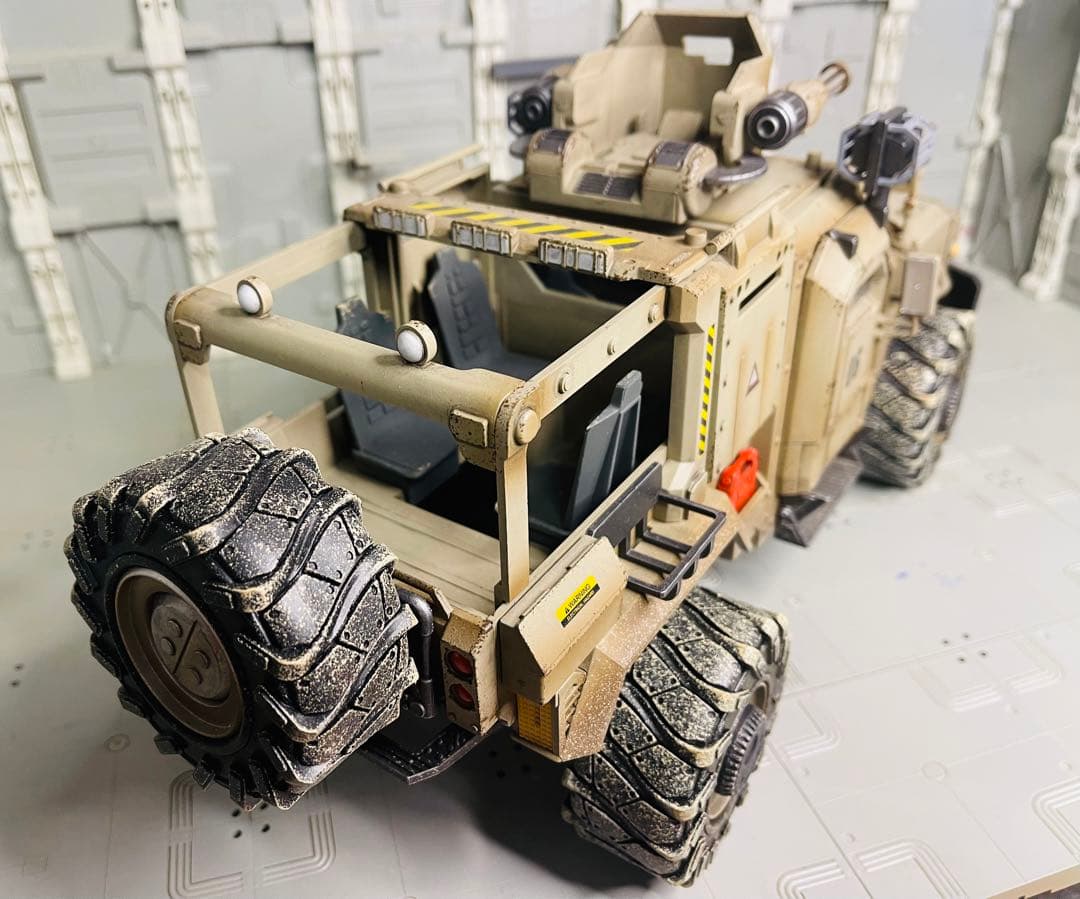 JoyToy 1/18 サイクロン アサルト アーマードカー