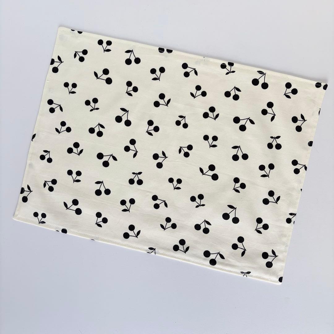 はる様　確認用　さくらんぼ　パープル　モノトーン　ランチョンマット　給食袋