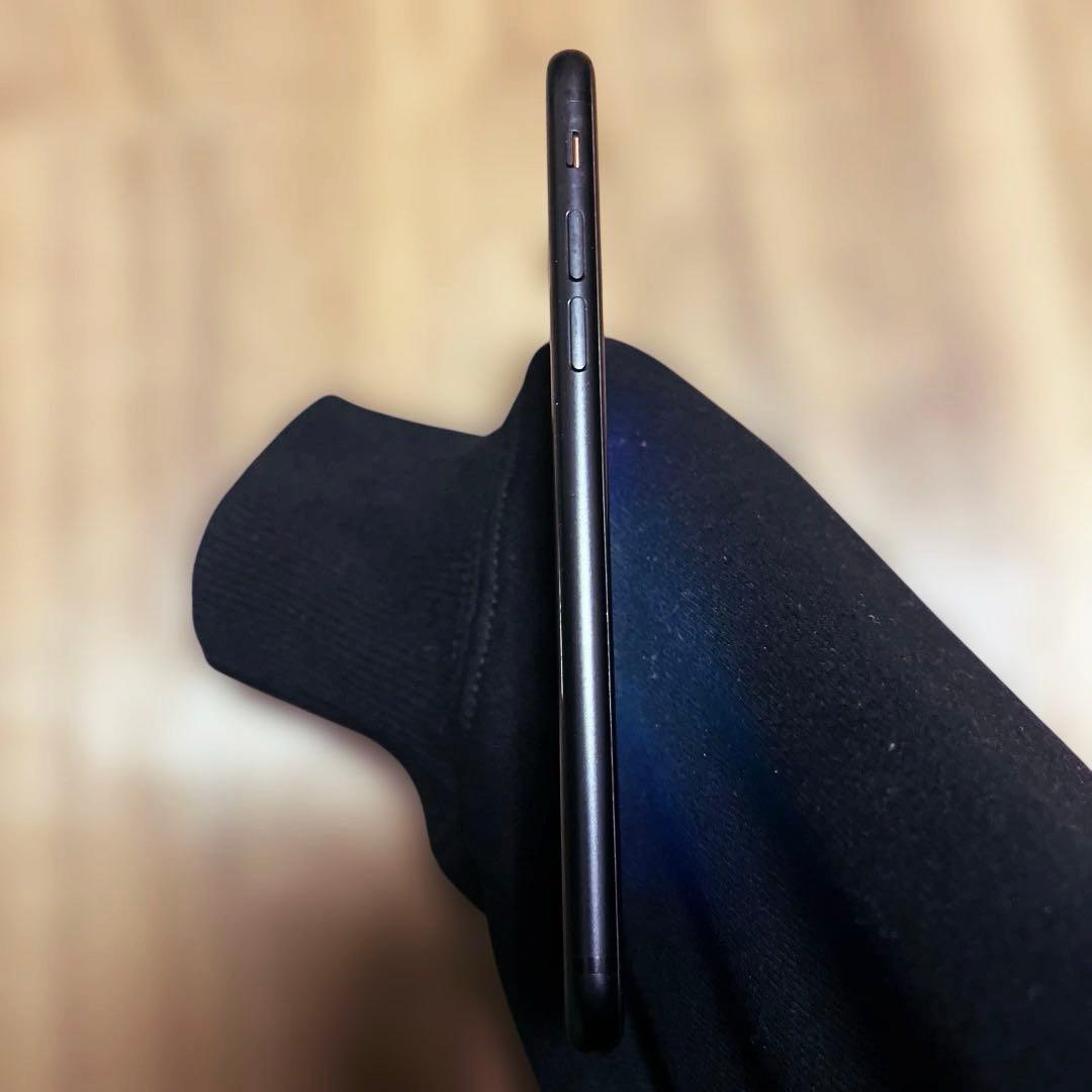 【超美品】iPhoneSE 第2世代128GB SIMフリー