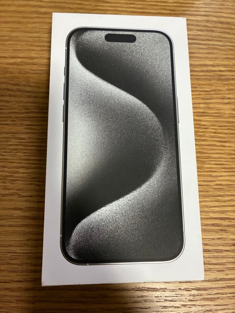 iPhone 15 Pro 128GB ホワイトチタニウム
