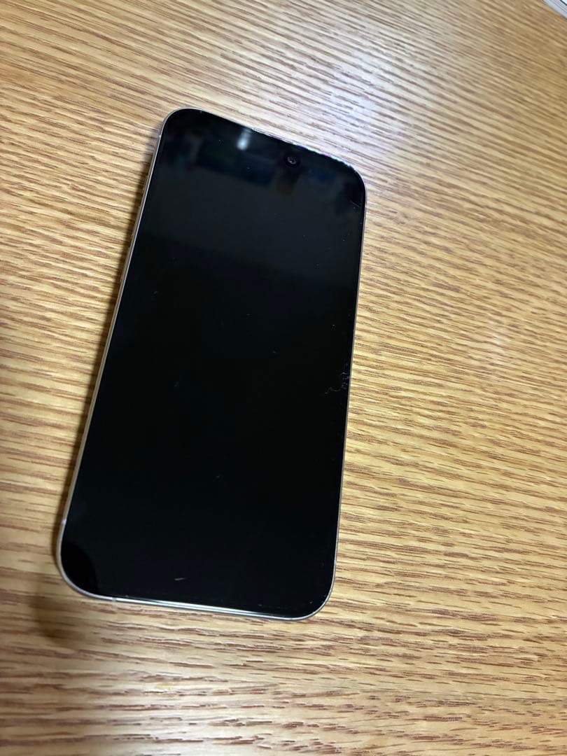 iPhone 15 Pro 128GB ホワイトチタニウム