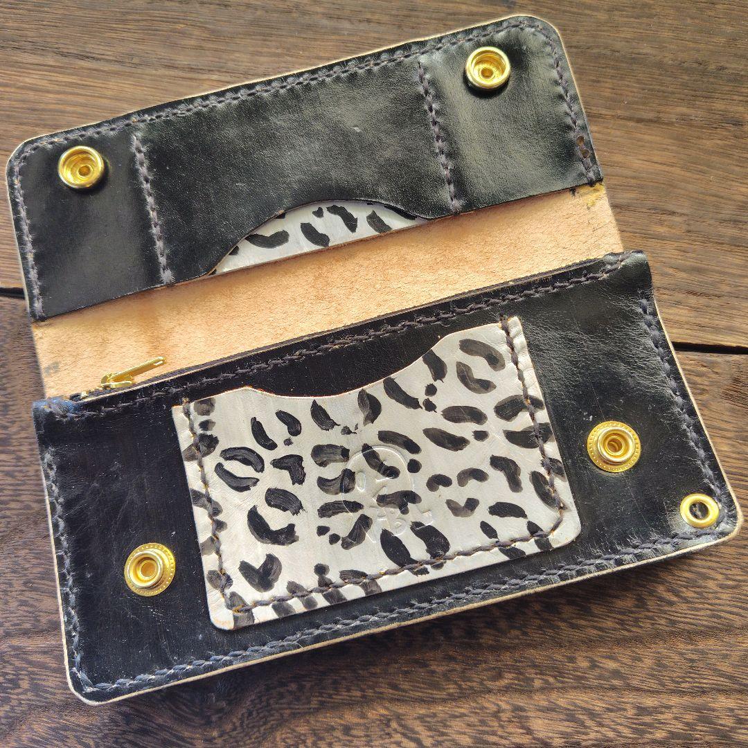 トラッカーウォレット ロング 手染め 黒×白豹
