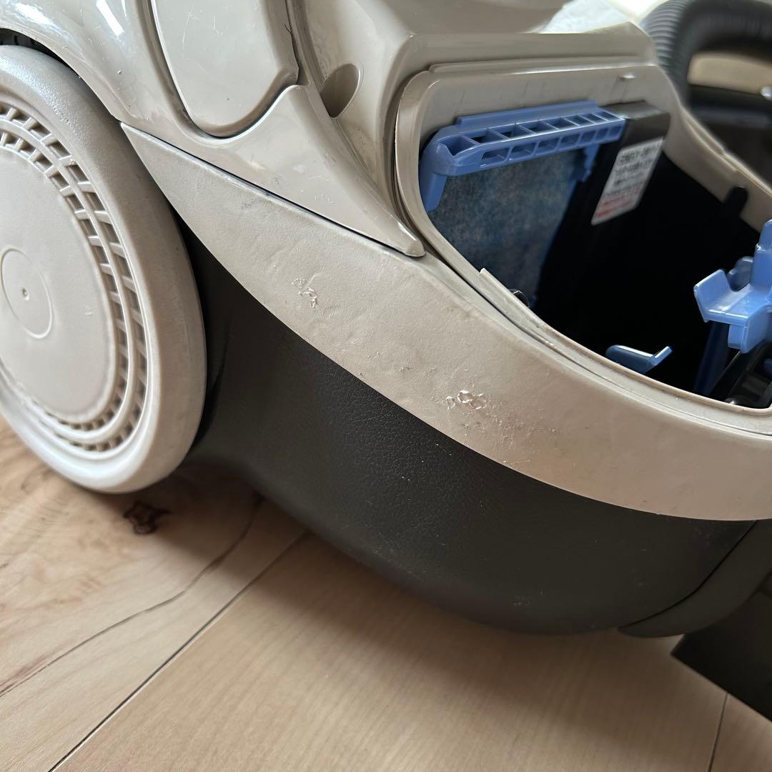 M*L様 HITACHI CV-PD9 掃除機 本体