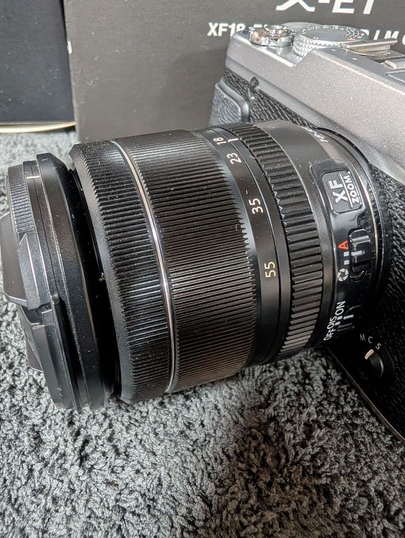 FUJIFILM X-E1 ボディ シルバー レンズキット