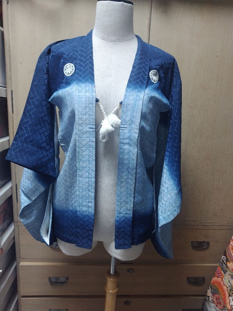 青色グラデーションの伝統的和装セット