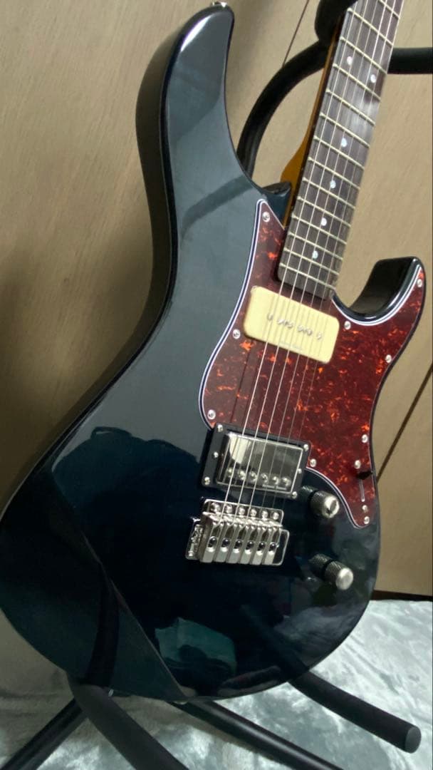 YAMAHA PACIFICA PAC611VFM TBL ケース付き