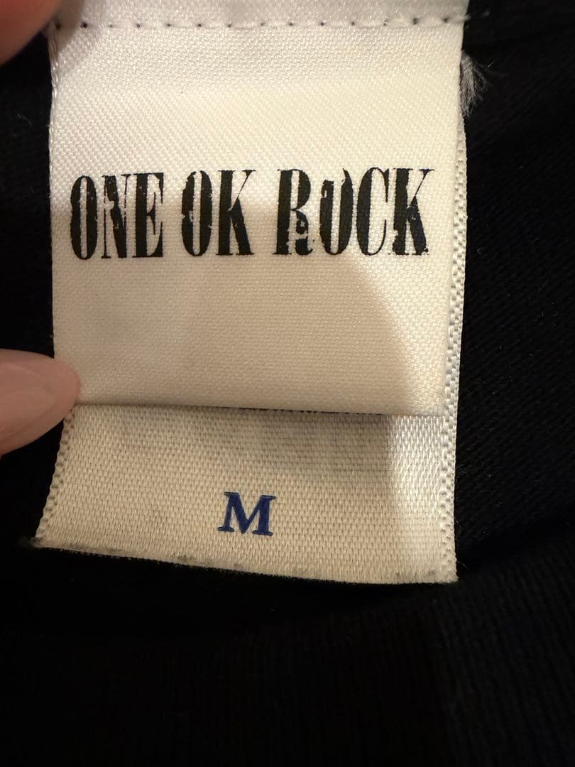 ONE OK ROCK ブラック Tシャツ M