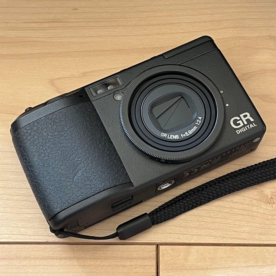 Ricoh GR Digital 初代