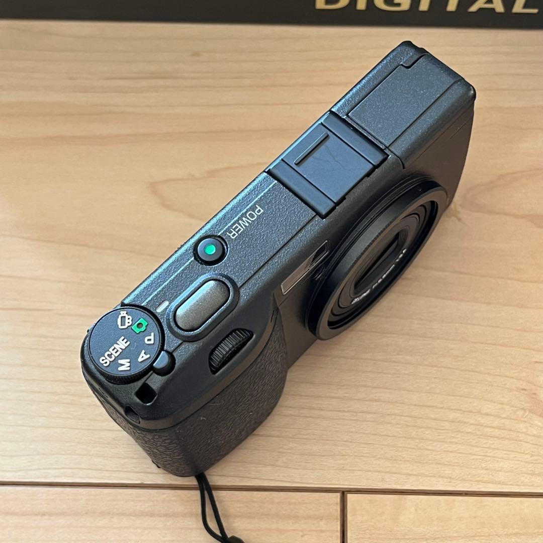 Ricoh GR Digital 初代
