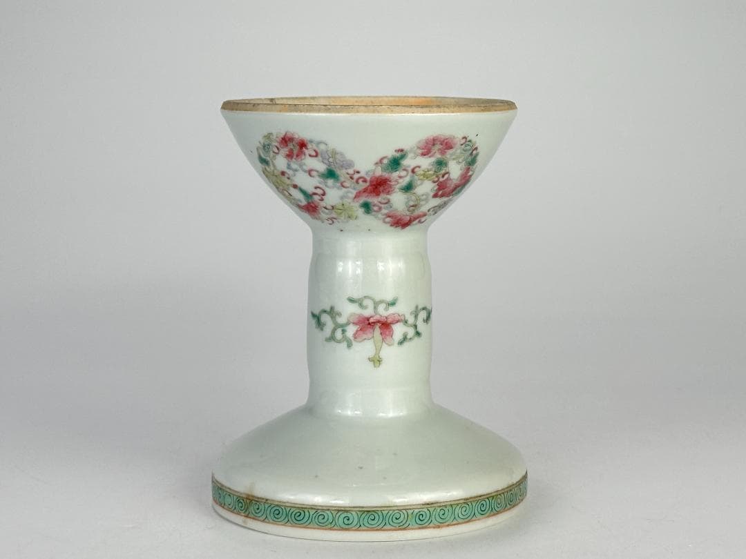 中国美術　清朝　清代　粉彩花卉文燈台　燭台　時代物　唐物　古物　旧蔵家出し