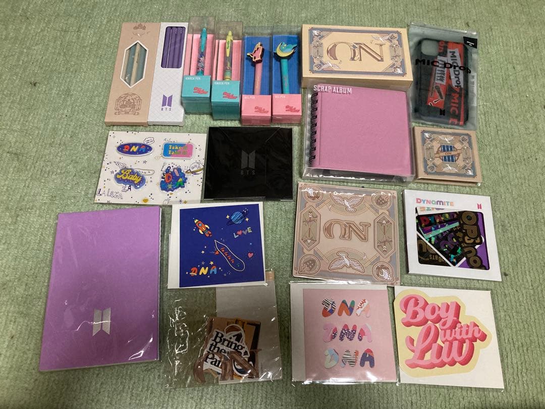 BTS グッズ まとめ売り