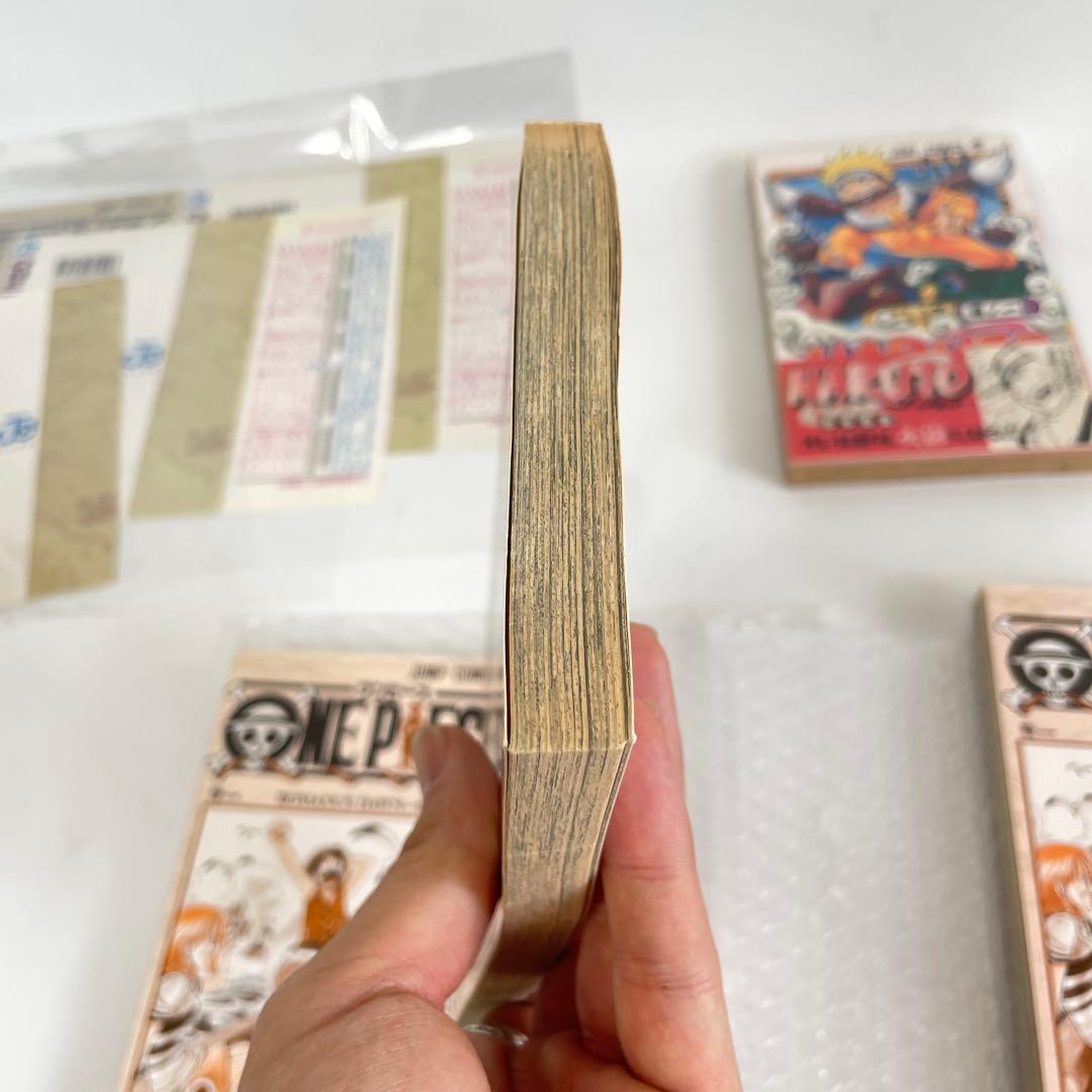 ワンピース　1巻　初版　1997年　3冊　ナルト　1巻　初版　帯付き　まとめ売り