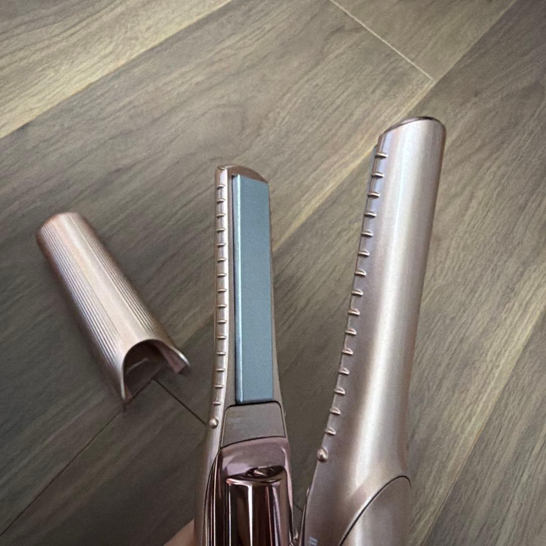 【美品】箱付き リファ ビューティックフィンガーアイロン　ピンク