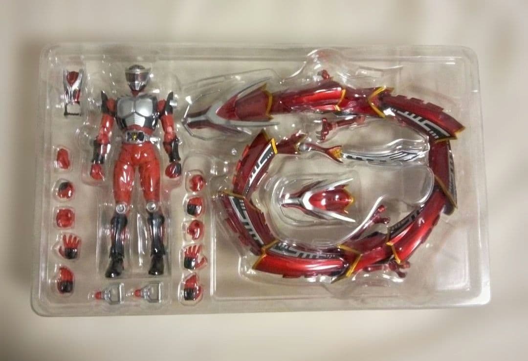 SHフィギュアーツ　仮面ライダー龍騎&ドラグレッダーセット　ジャンク品