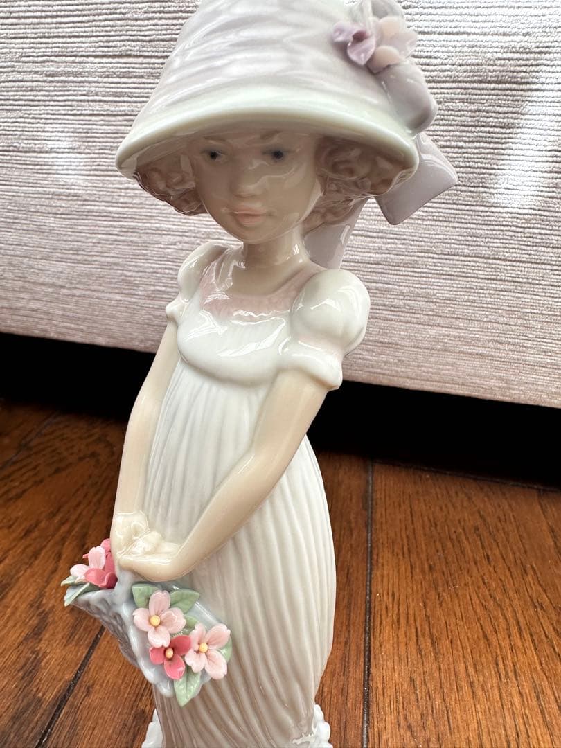 リヤドロ LLADRO 人形 リトルレディ8022 2004年 限定