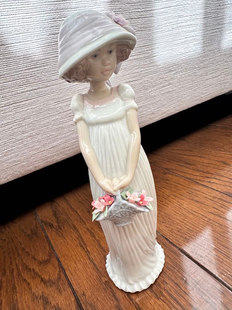 リヤドロ LLADRO 人形 リトルレディ8022 2004年 限定