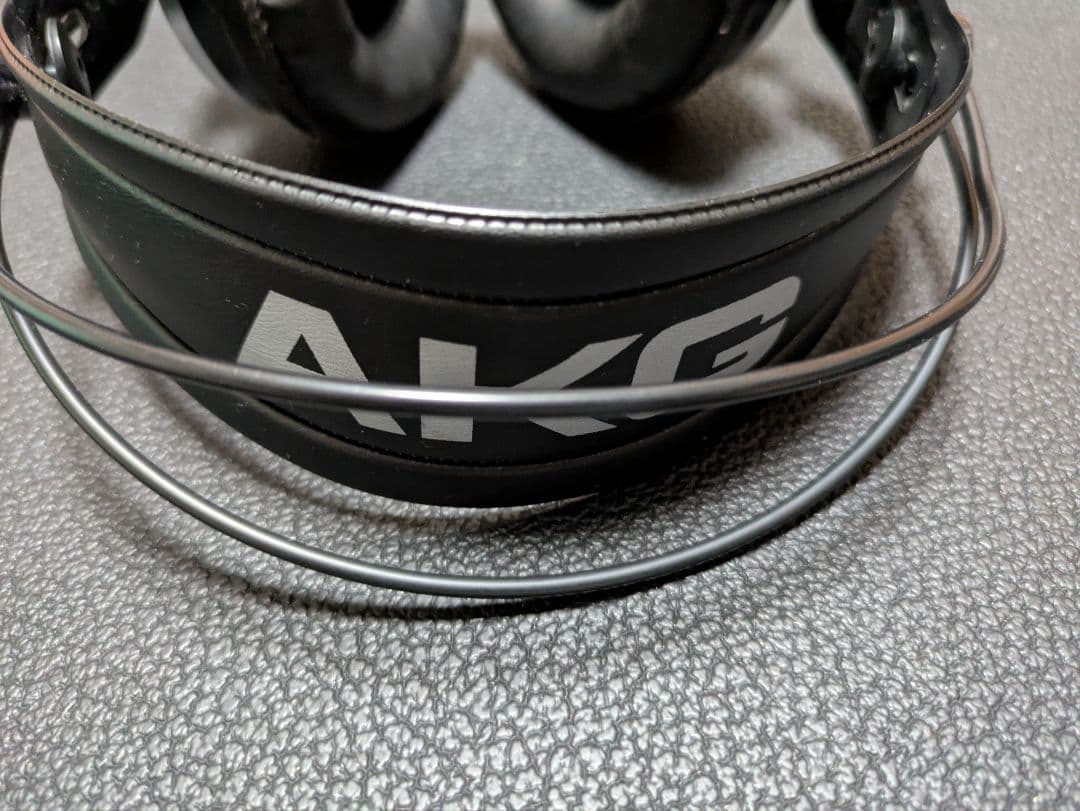 AKG K271 MKII モニターヘッドホン スタンド付属