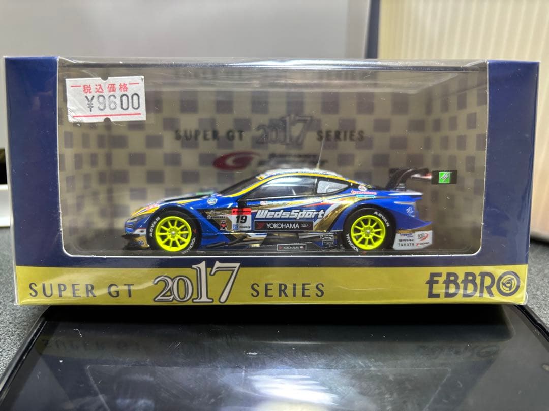 2017ウェッズスポーツアドバンLC500