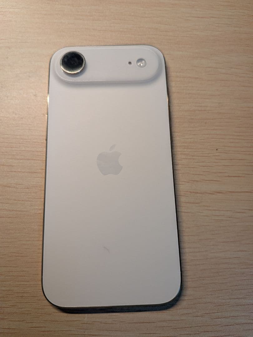 ​【極美品】iPhone 17 Air 256GB ライトゴールド SIMフリー