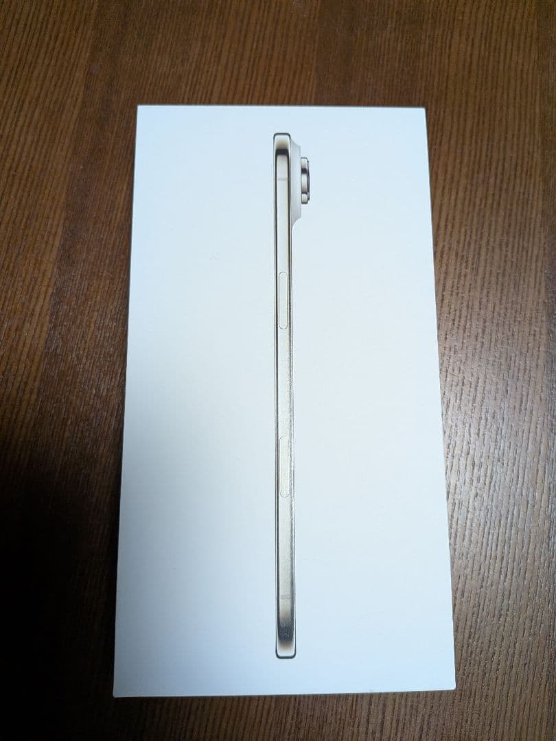 ​【極美品】iPhone 17 Air 256GB ライトゴールド SIMフリー