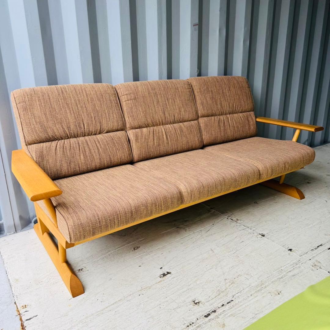 設置取付まで無料極美品！飛騨産業　KAYA」3人掛けソファHIDAトリプルソファ