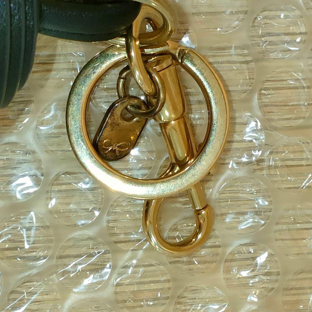 ANYA HINDMARCH　ペンギン　チャーム　レザー