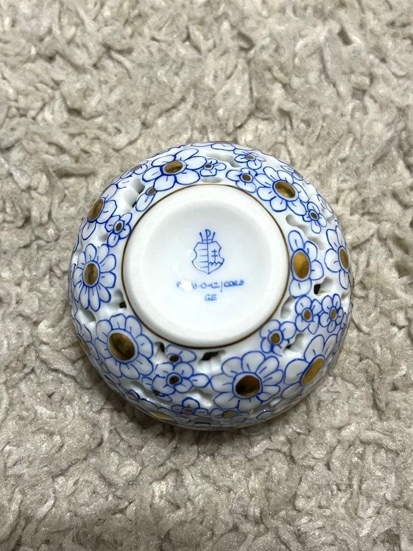 ヘレンド 透かしボンボン 小物入れ ボンボ二工ール