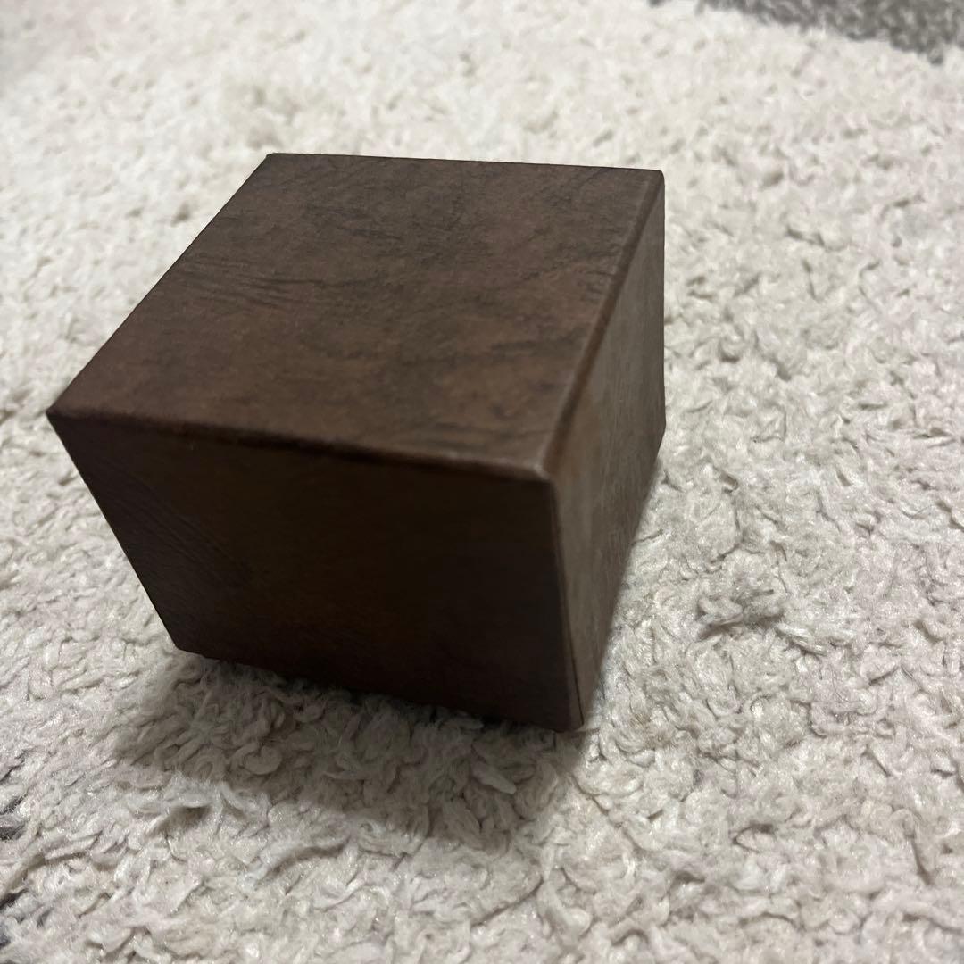 ヘレンド 透かしボンボン 小物入れ ボンボ二工ール