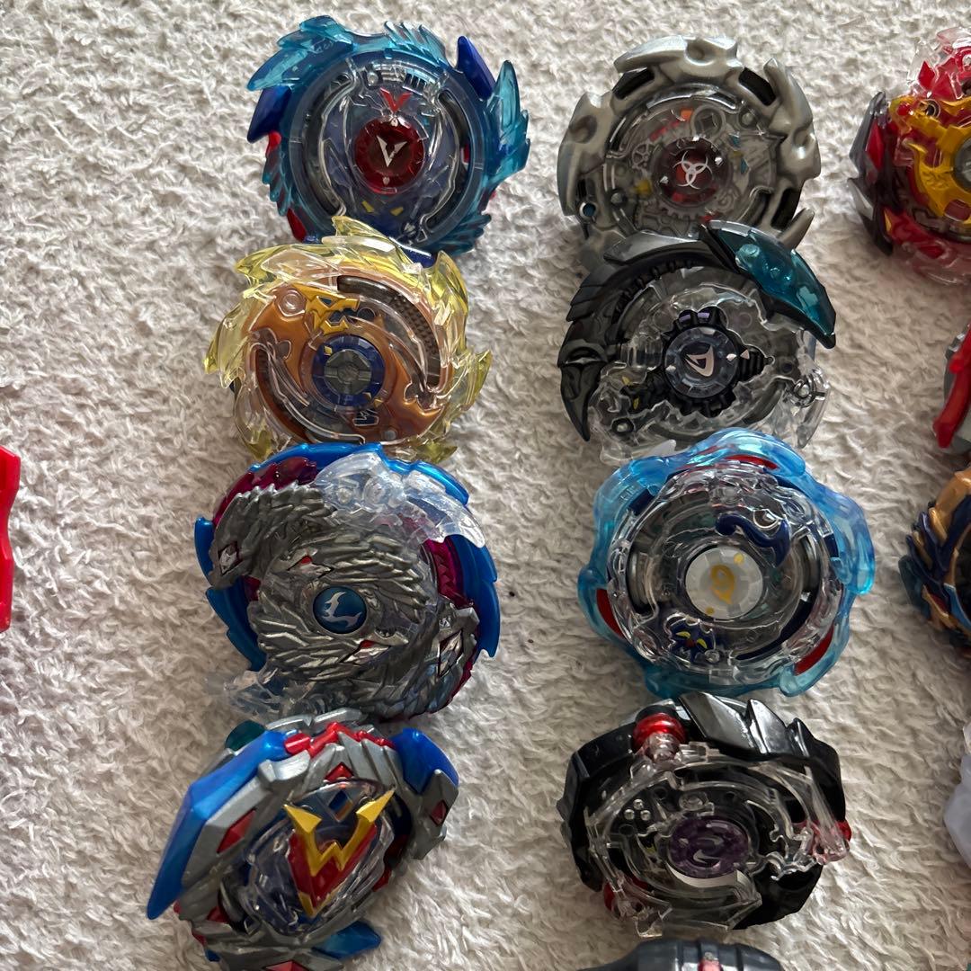 ベイブレードセット 30個以上 ランチャー付き