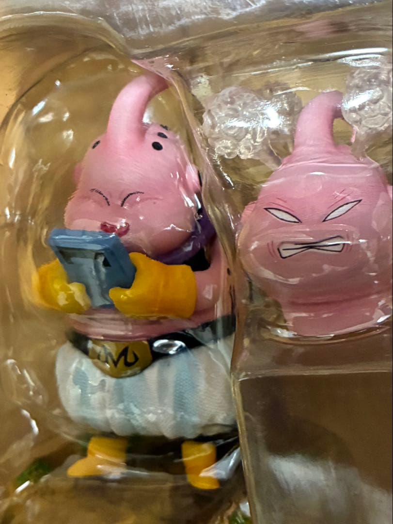ドラゴンボール　魔人ブウ　2体セット　新品未使用品。
