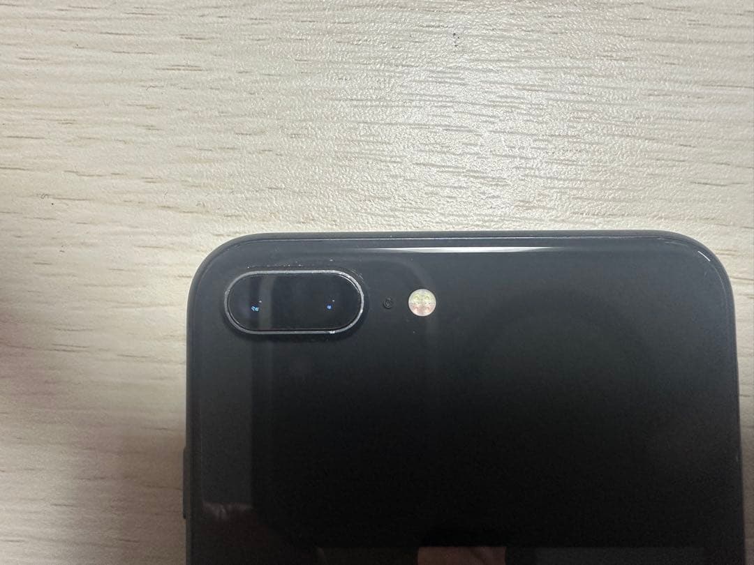 Apple iPhone 8Plus 本体