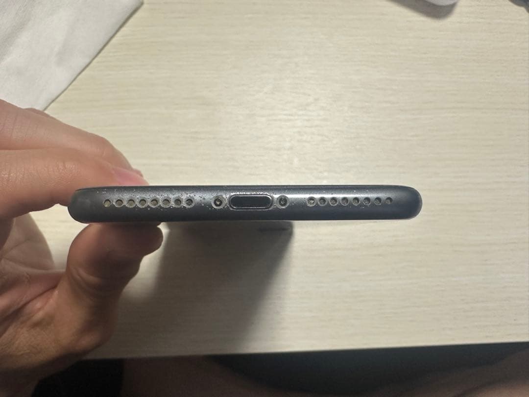 Apple iPhone 8Plus 本体
