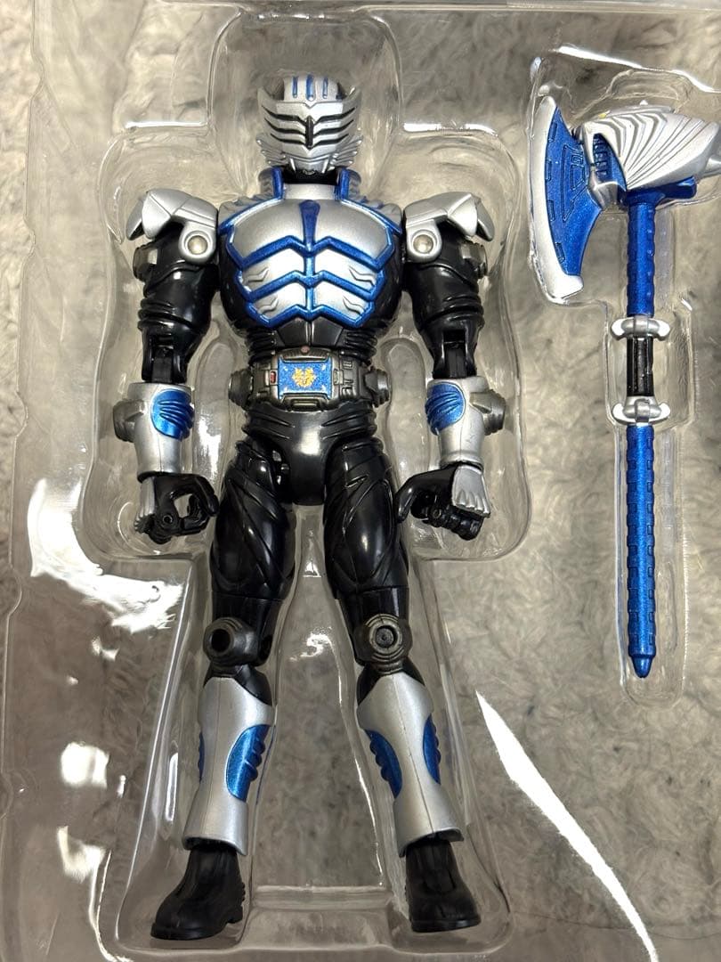 バンダイ 仮面ライダー龍騎 フィギュア R&M 8 仮面ライダータイガ