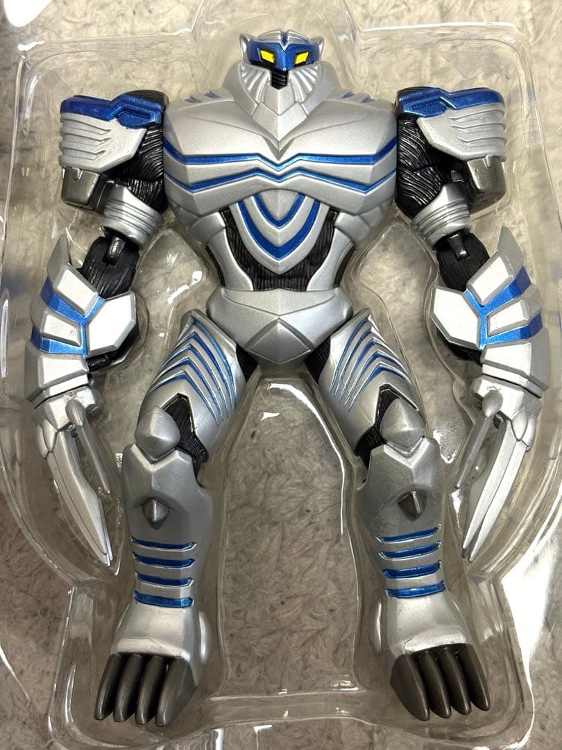 バンダイ 仮面ライダー龍騎 フィギュア R&M 8 仮面ライダータイガ