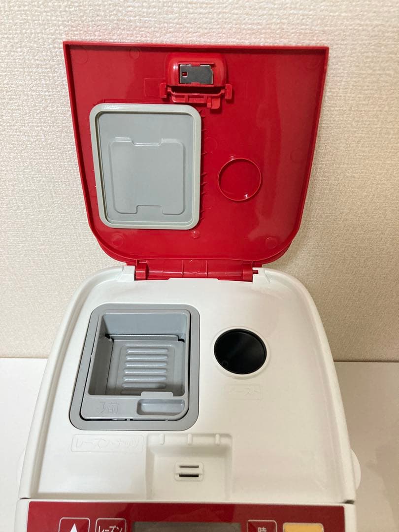 【目立った傷や汚れなし】パナソニック ホームベーカリー SD-BH1001