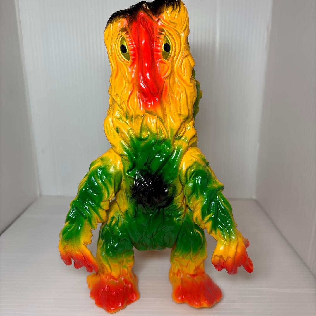 ブルマァク　ヘドラ　復刻版　イエロー　m1号　マルサン　ソフビ