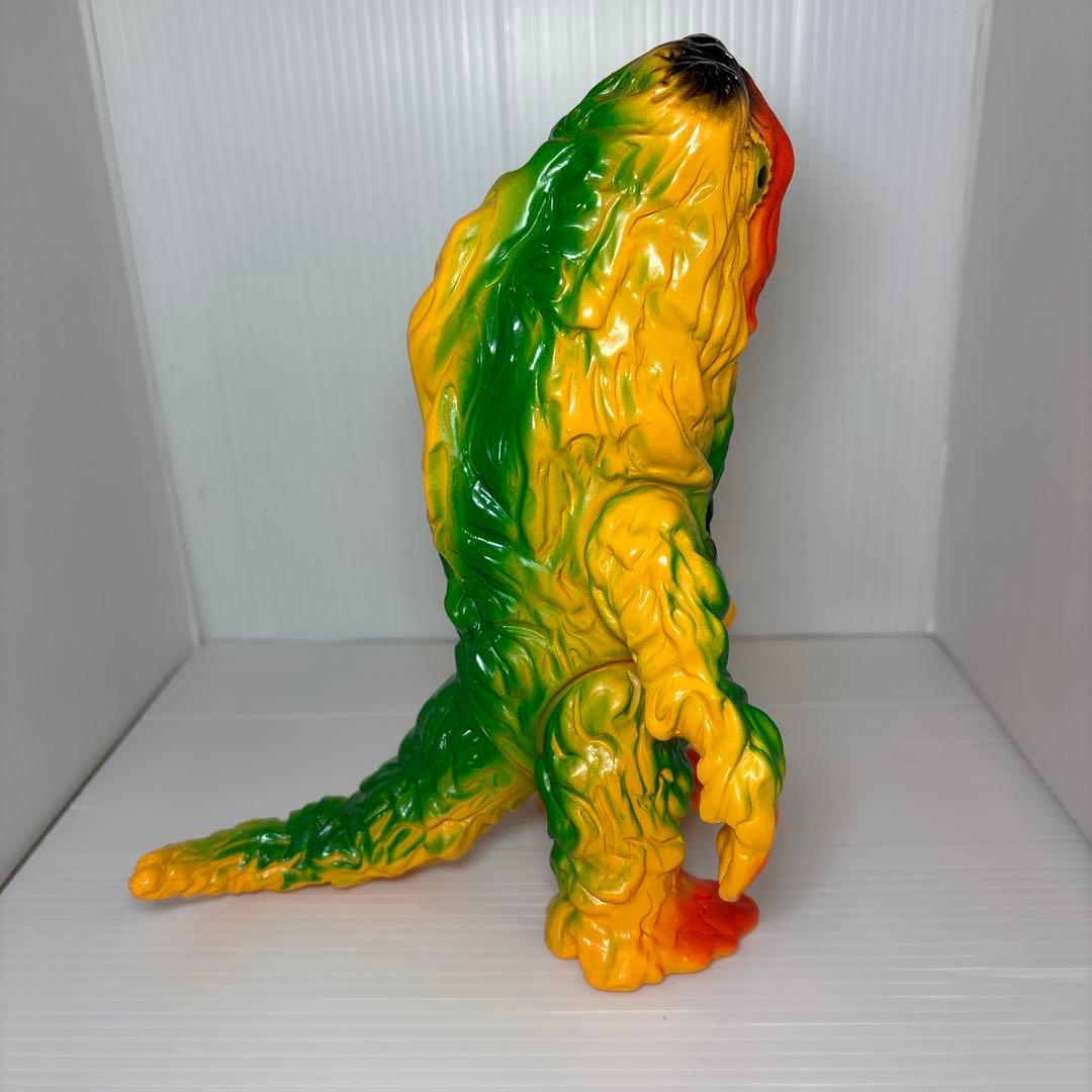 ブルマァク　ヘドラ　復刻版　イエロー　m1号　マルサン　ソフビ