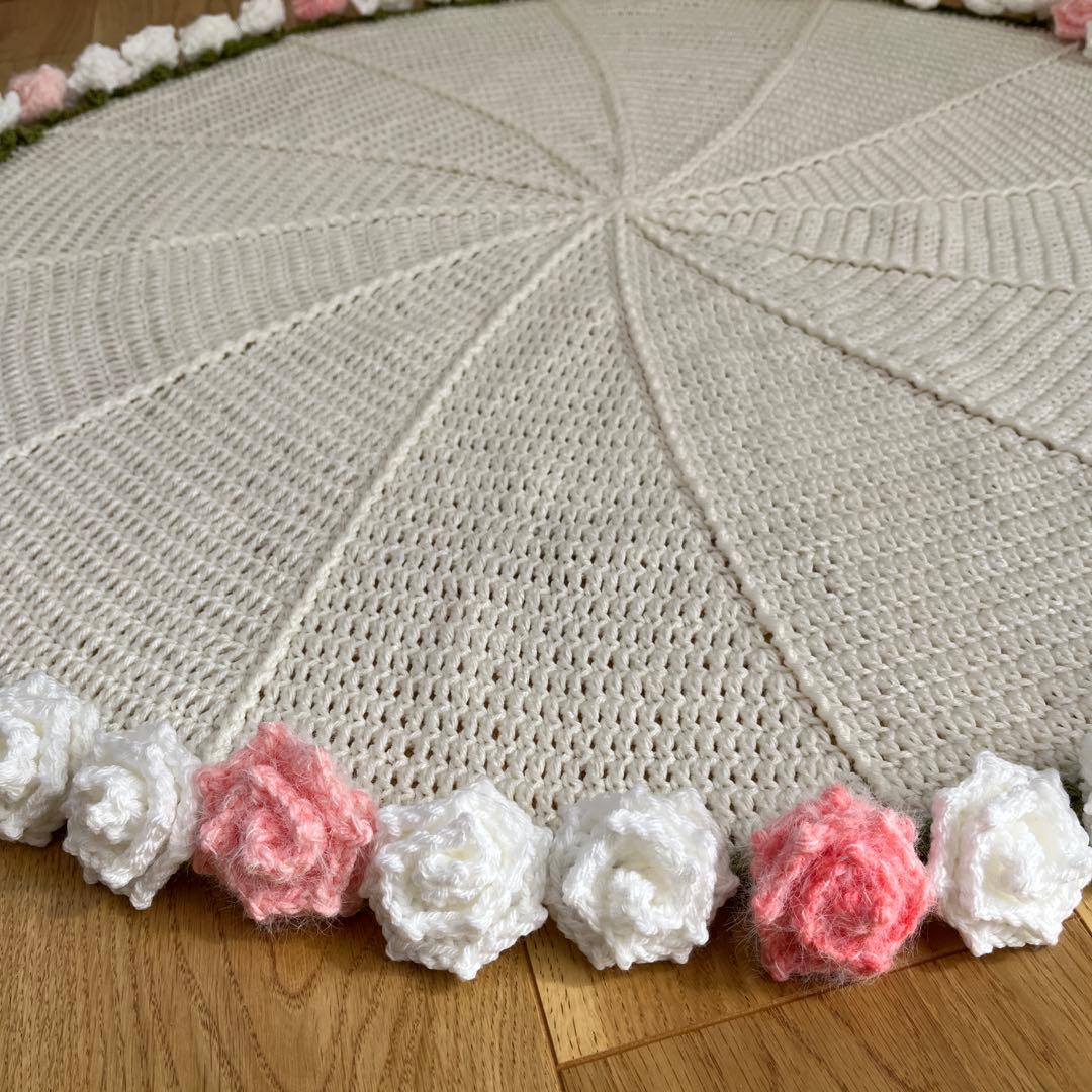 ブーケブランケット バラ55個 直径約95cm かぎ針編み ひざ掛け
