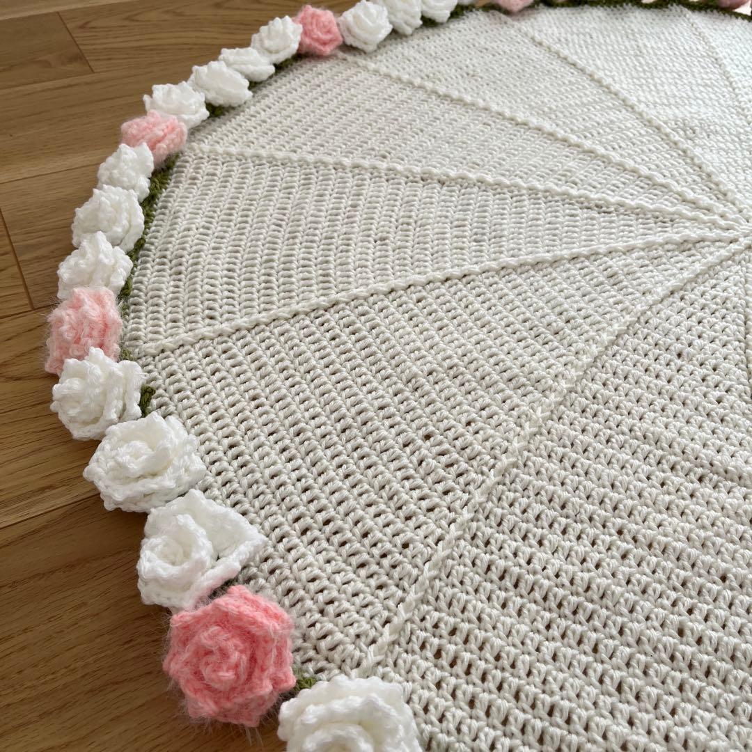 ブーケブランケット バラ55個 直径約95cm かぎ針編み ひざ掛け