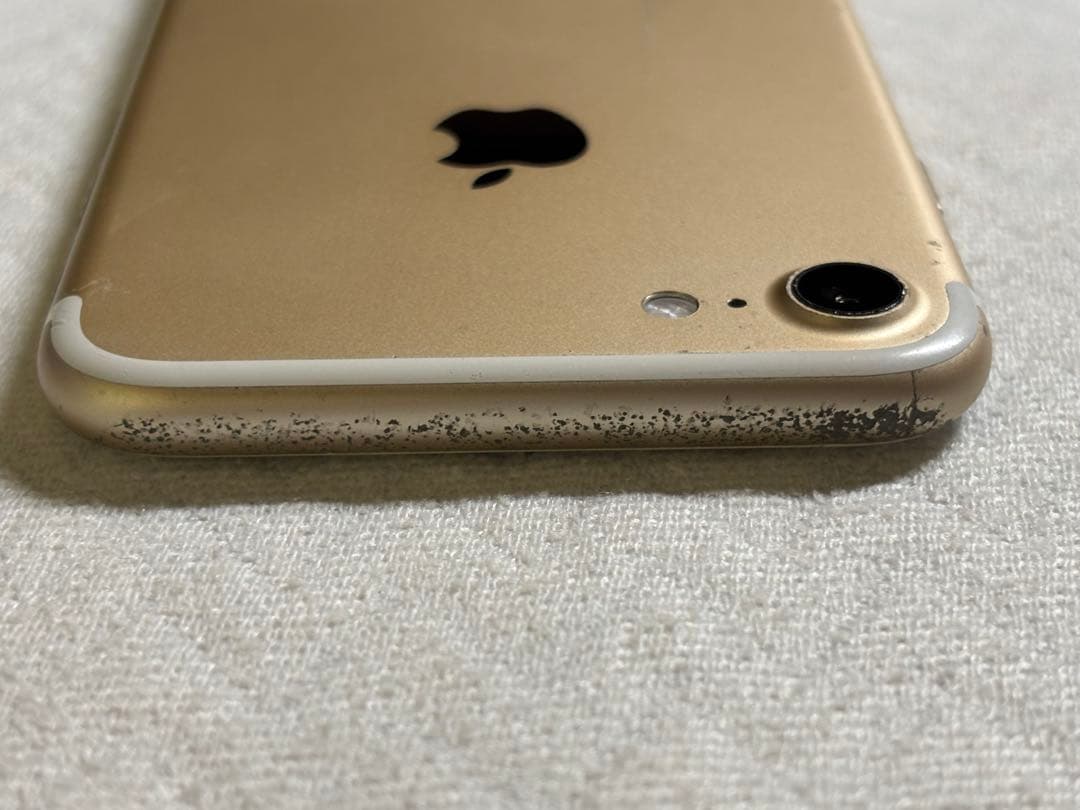 Apple iPhone 7 128GB ゴールド バッテリー100%