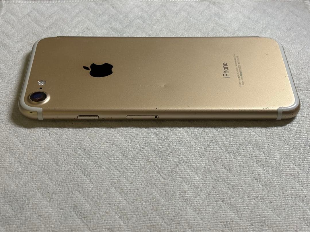 Apple iPhone 7 128GB ゴールド バッテリー100%
