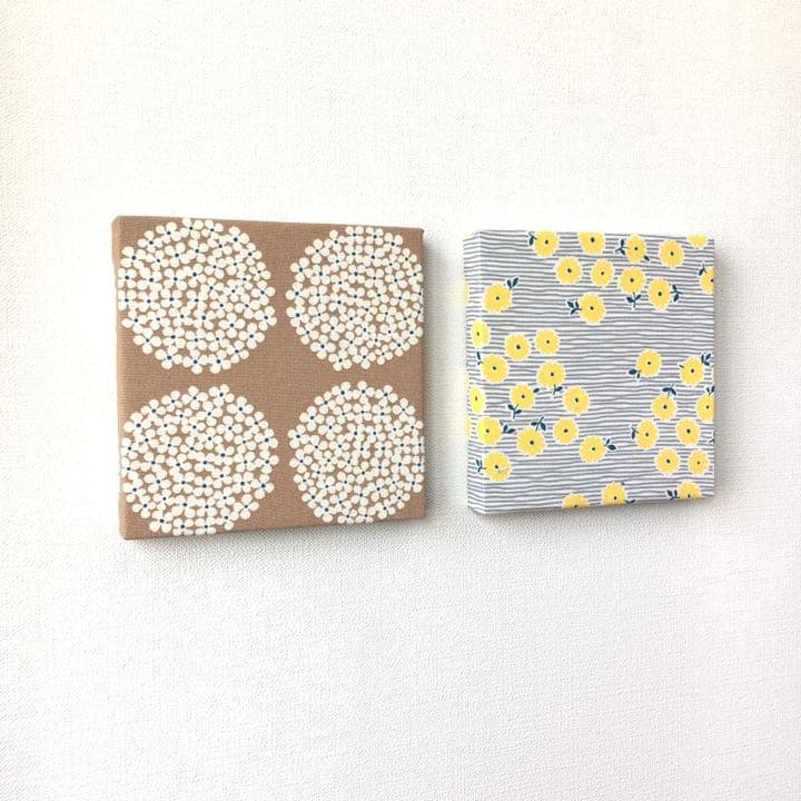 北欧 * ファブリックパネル サークルフラワーと黄色の小花