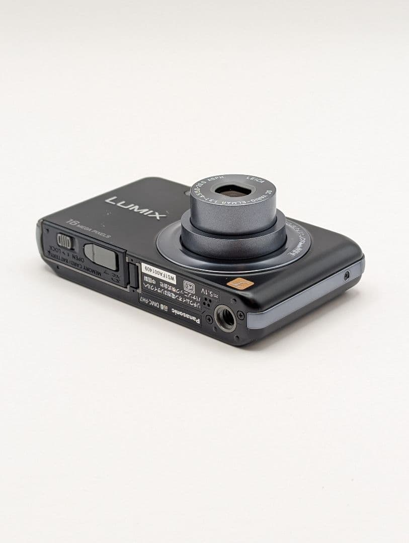 Panasonic LUMIX DMC-FH7 ブラック