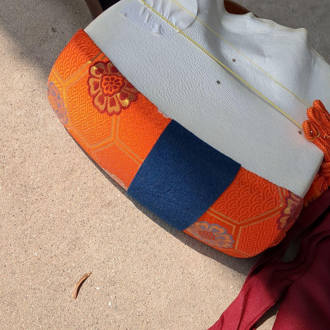 三味線本体 胴壊れ　赤いカバー付き