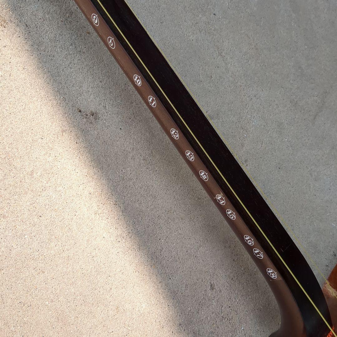 三味線本体 胴壊れ　赤いカバー付き