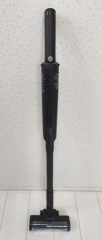 Shark コードレススティッククリーナー LC701J
