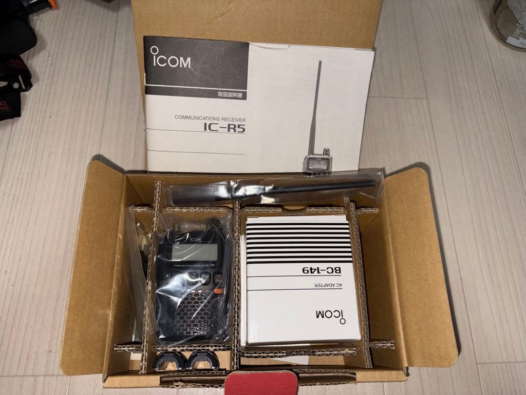 ICOM IC-R5 広帯域受信機