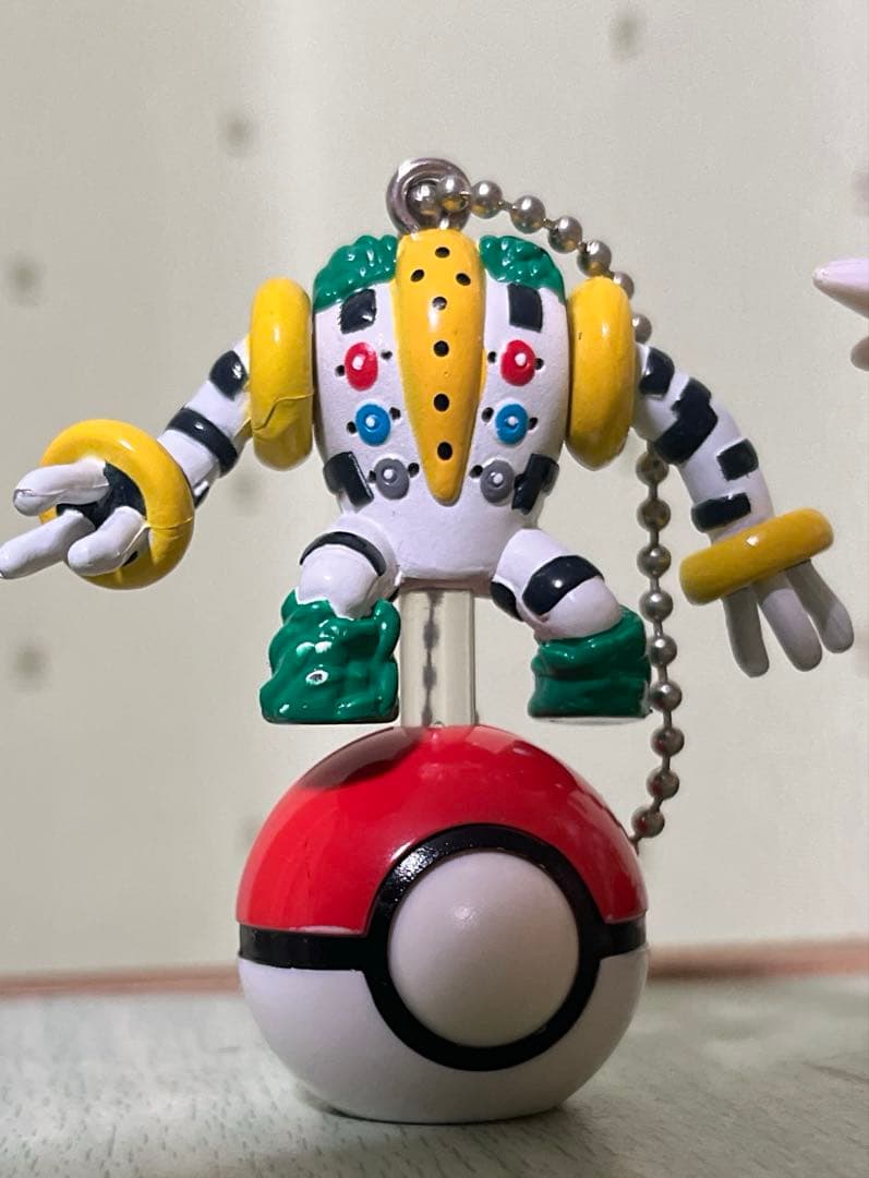 【激レア・非売品】ポケットモンスター 立体ポケモン図鑑 レジギガス シェイミ