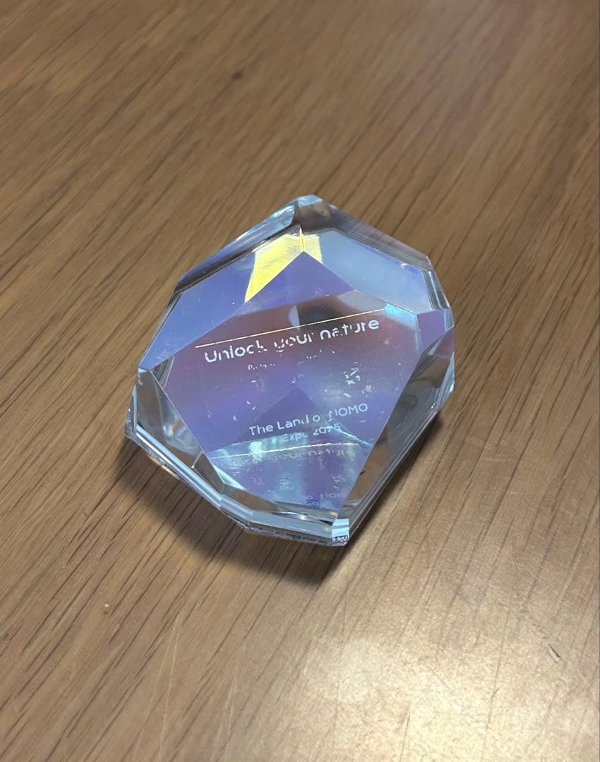 ノモの国　クリスタル　置物　万博