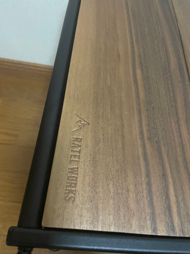 ラーテルワークス　ウッドパネルテーブル　未使用